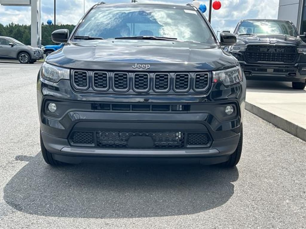 New 2025 Jeep Compass LATITUDE 4X4 Sport Utility