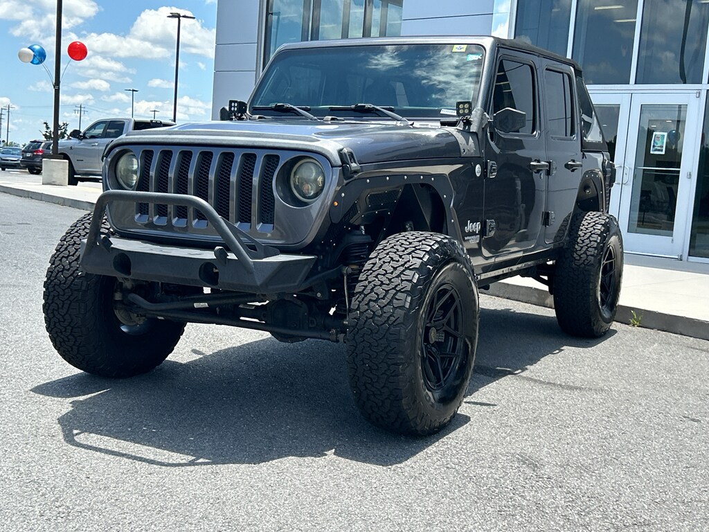 2019 Jeep Wrangler Unlimited Sport photo 3
