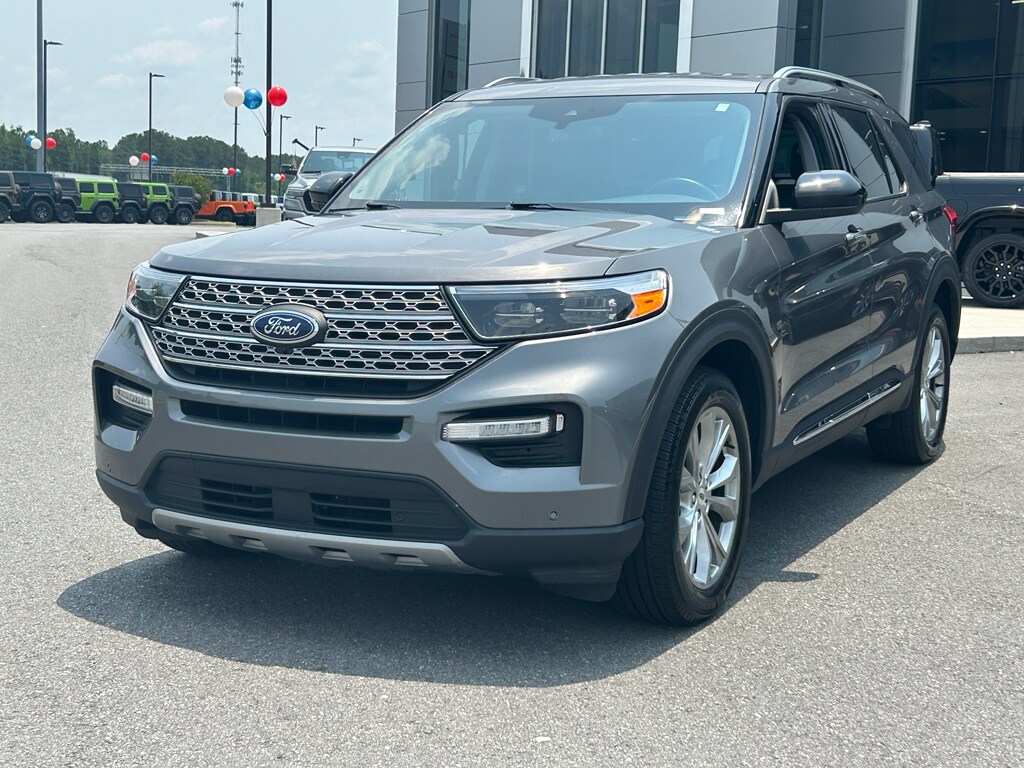 2023 Ford Explorer Limited photo 4