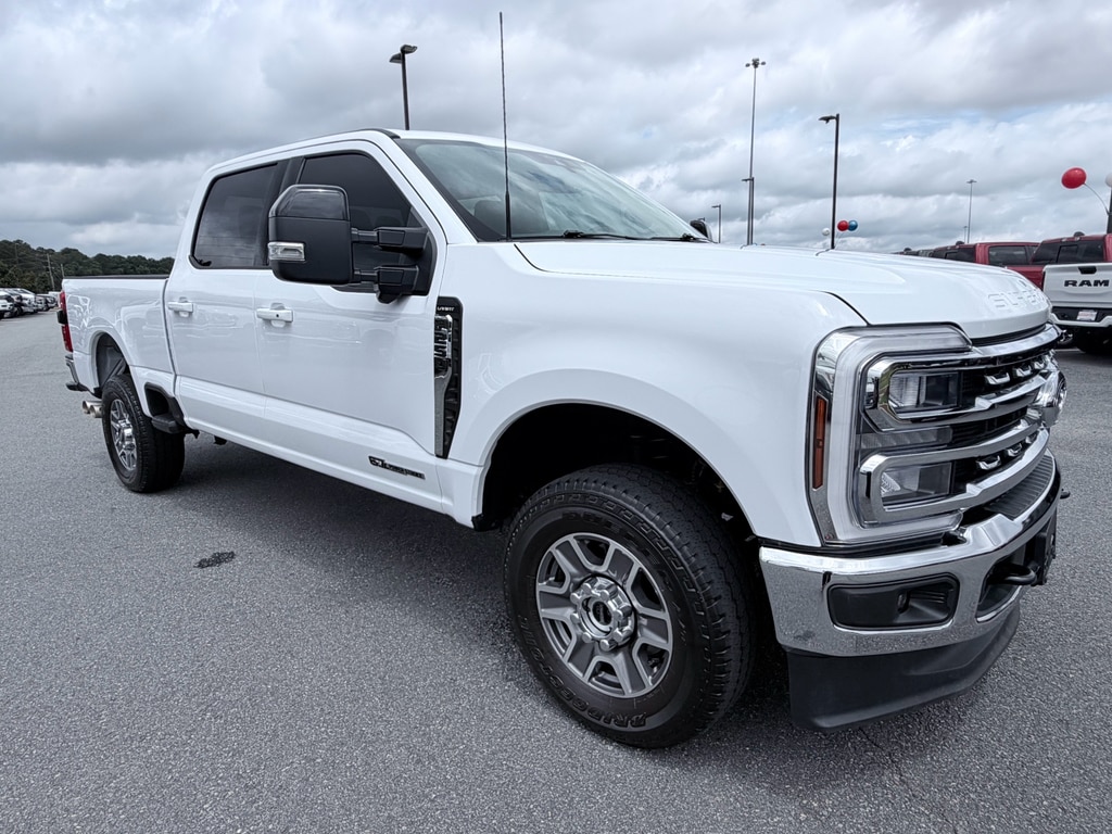 Used 2024 Ford F-250 Lariat Crew Cab