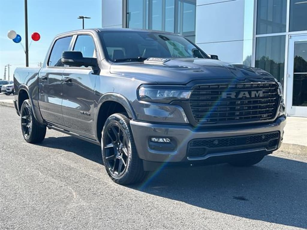 New 2026 Ram 1500 LARAMIE CREW CAB 4X4 5'7 BOX Pickup