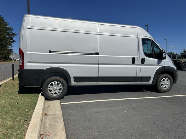 2026 Ram ProMaster 2500 Cargo Van photo 2