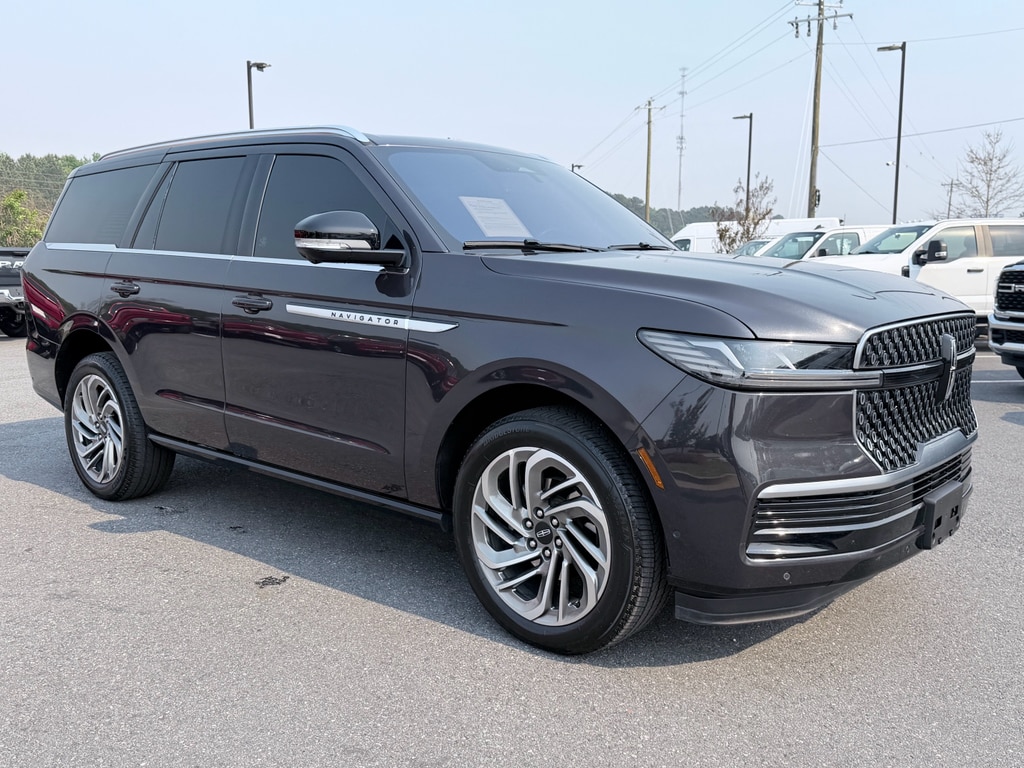 Used 2025 Lincoln Navigator Reserve Sport Utility