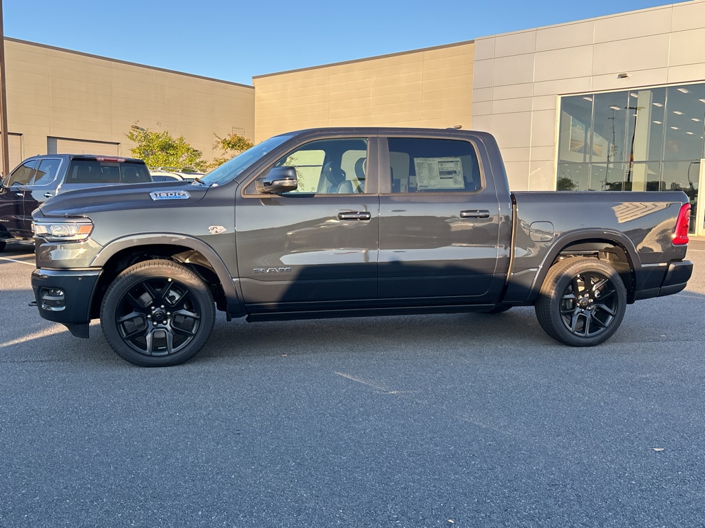 New 2027 Ram 1500 LARAMIE CREW CAB 4X4 5'7 BOX Pickup