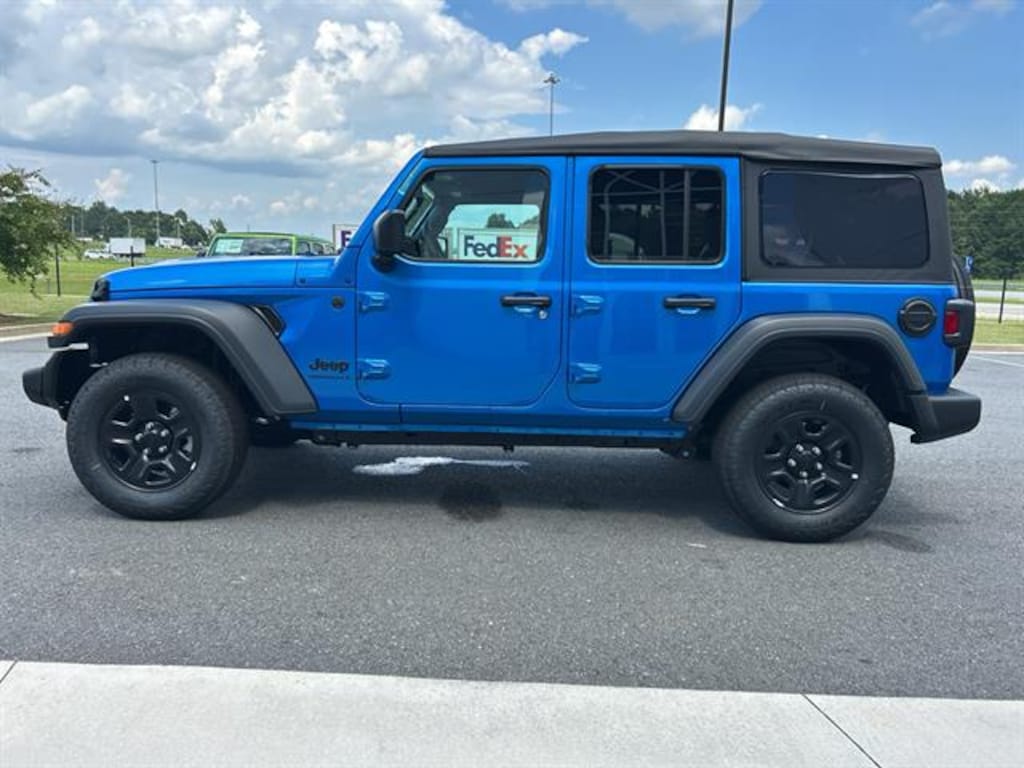 New 2025 Jeep Wrangler 4-DOOR SPORT Sport Utility