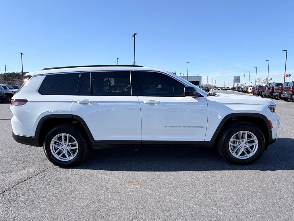 Used 2025 Jeep Grand Cherokee L Laredo X Sport Utility