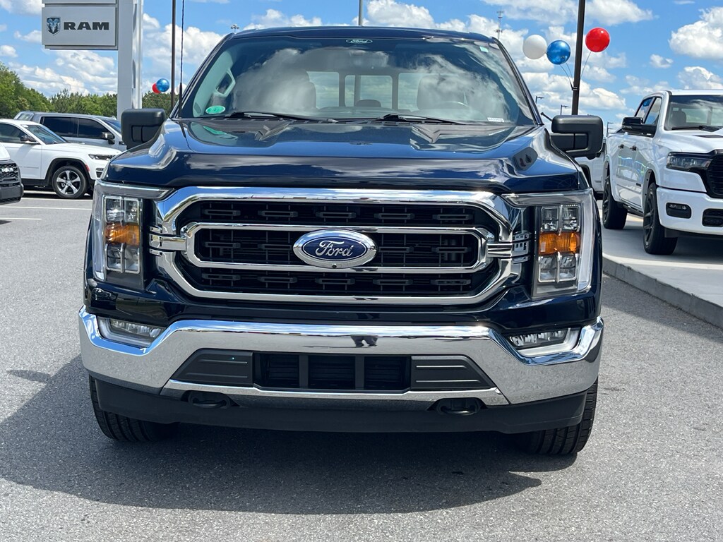 2022 Ford F-150 XLT photo 2