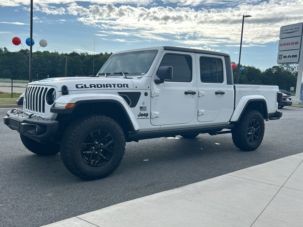 2023 Jeep Gladiator Freedom photo 4