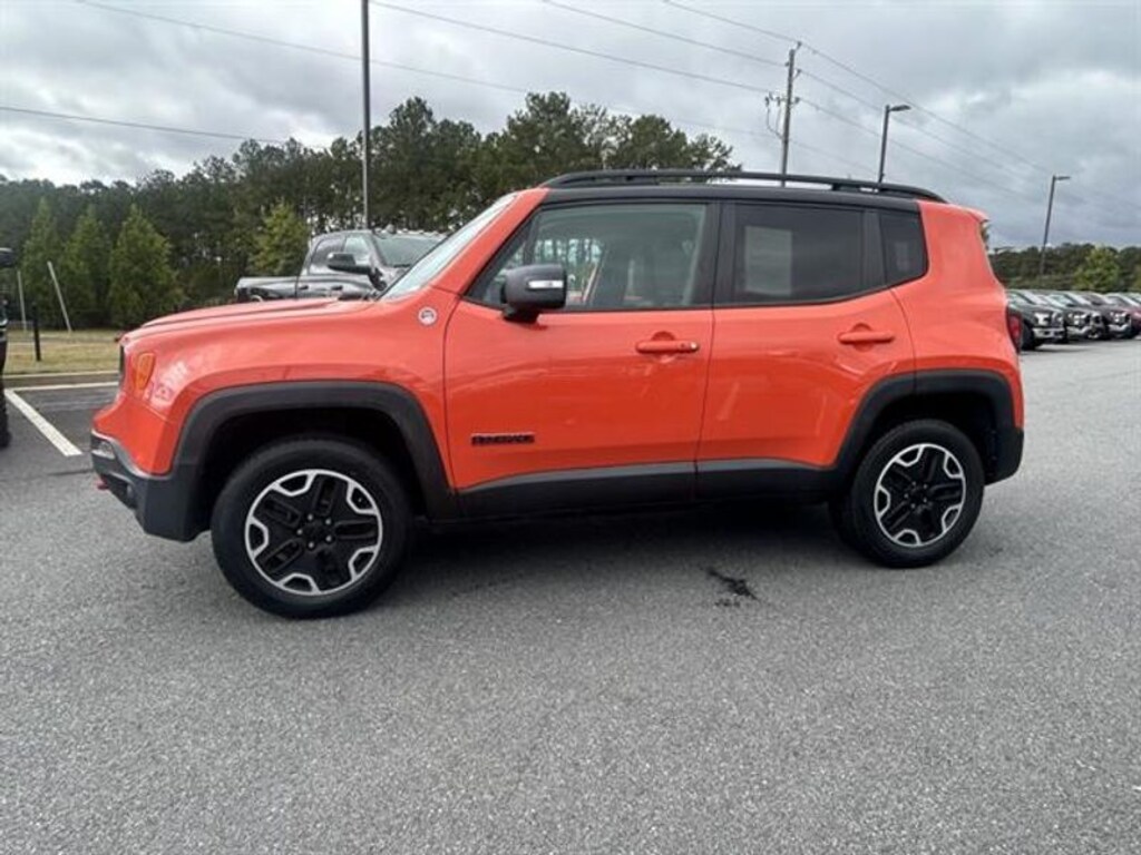Used 2016 Jeep Renegade Trailhawk Sport Utility