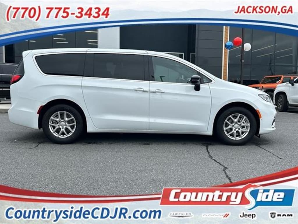 New 2026 Chrysler Pacifica SELECT Passenger Van