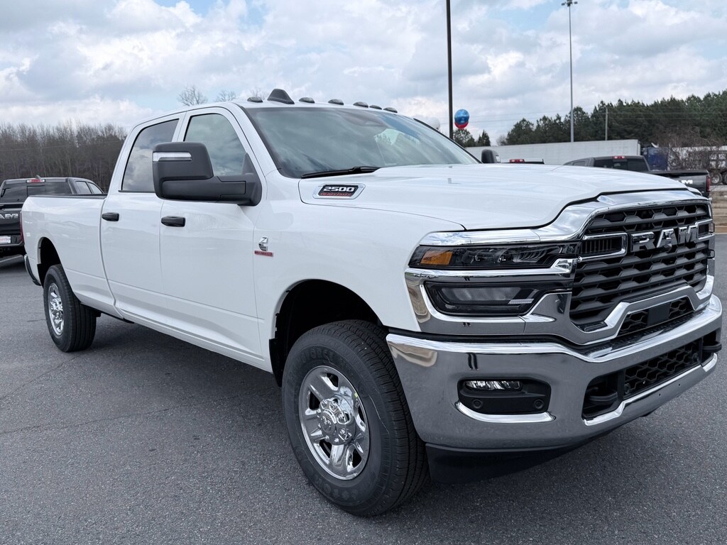 New 2026 Ram 2500 TRADESMAN CREW CAB 4X4 8' BOX Pickup