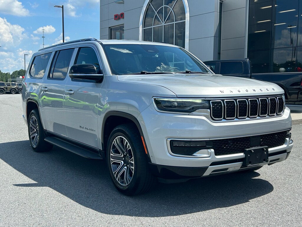2024 Jeep Wagoneer L Series II photo 4