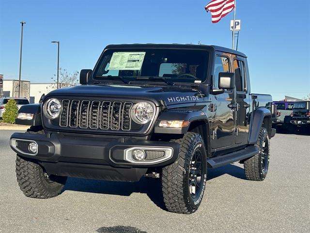 2025 Jeep Gladiator High Tide's photo