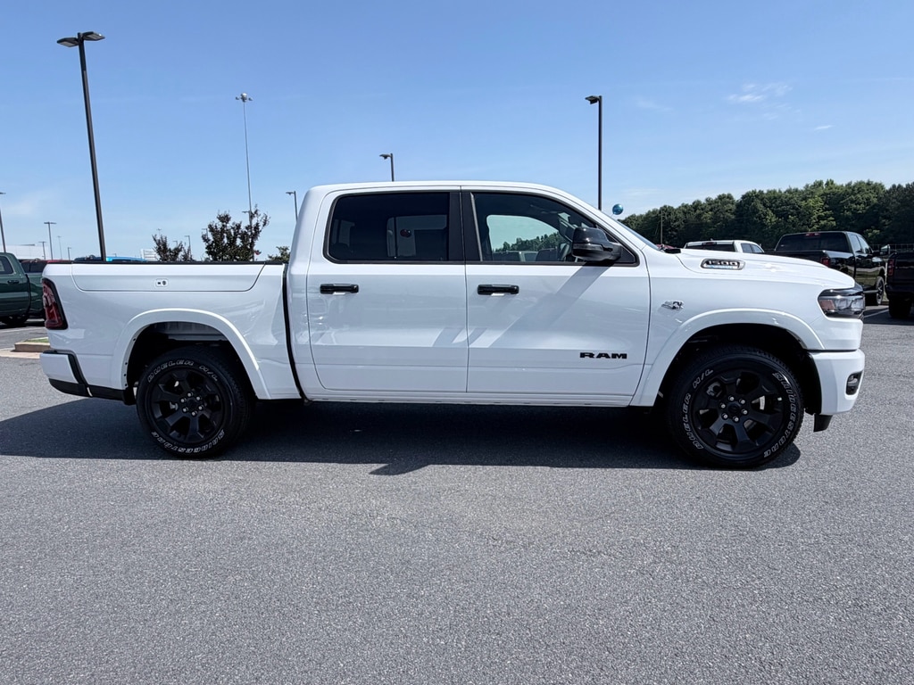 New 2026 Ram 1500 BIG HORN CREW CAB 4X4 5'7 BOX Pickup