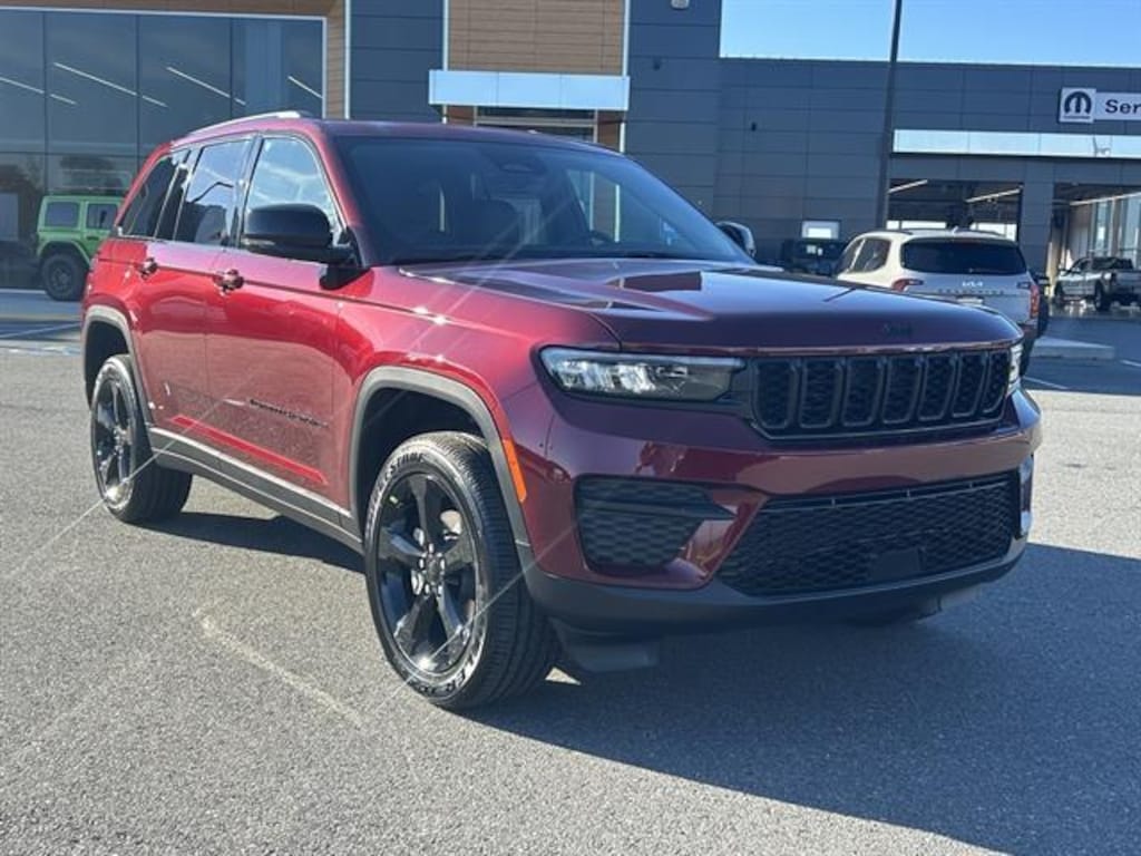 New 2025 Jeep Grand Cherokee ALTITUDE X 4X2 Sport Utility