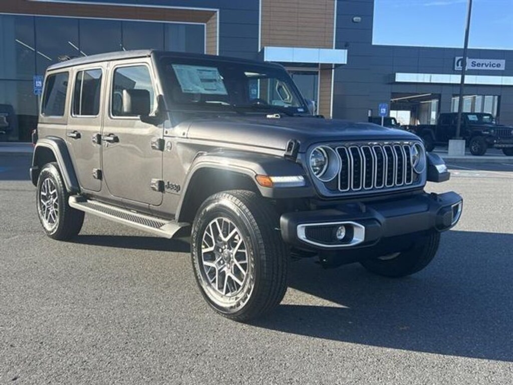 New 2026 Jeep Wrangler 4-DOOR SAHARA Sport Utility
