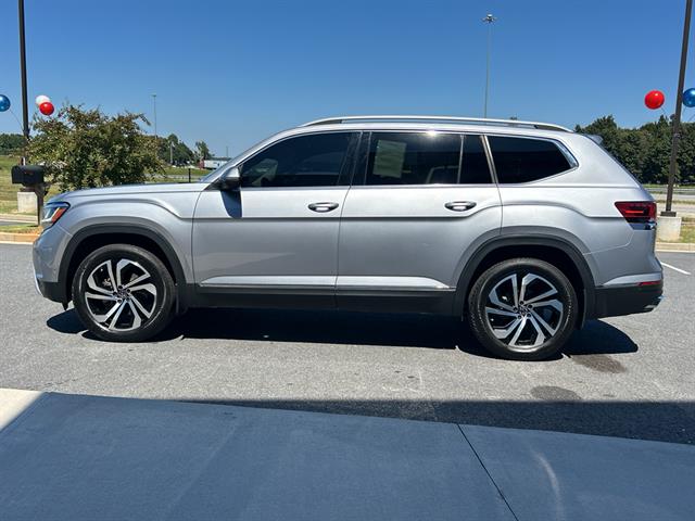 2021 Volkswagen Atlas SEL Premium photo 3