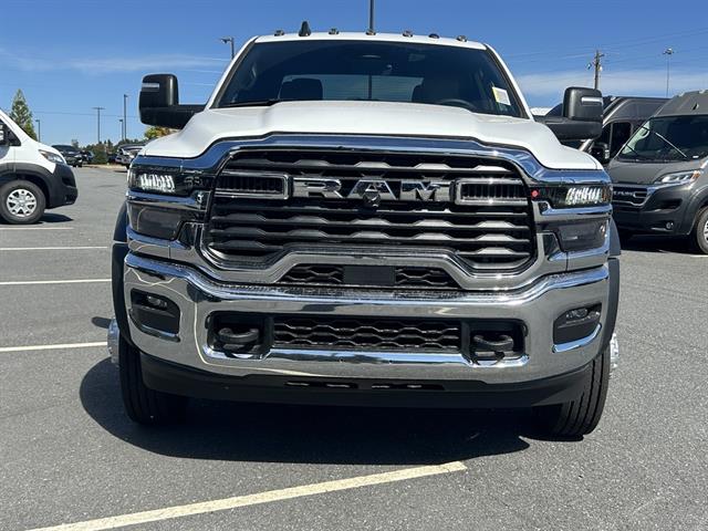 2026 Ram 5500 Tradesman photo 2