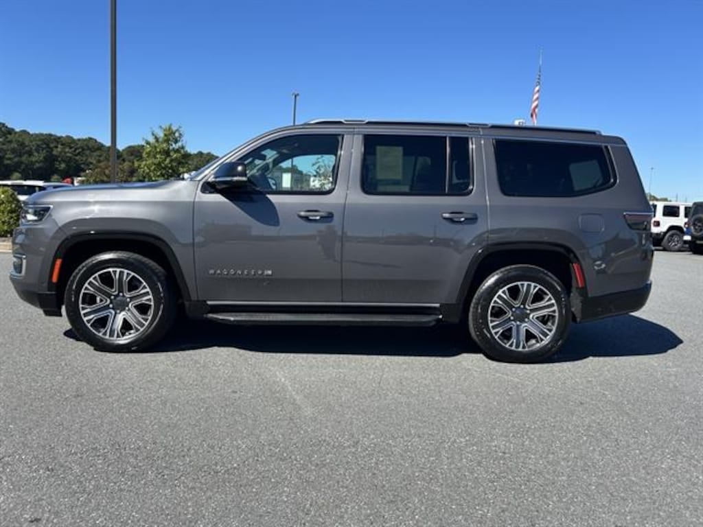 Used 2024 Jeep Wagoneer Series II