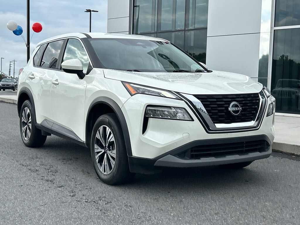 2023 Nissan Rogue SV photo 3