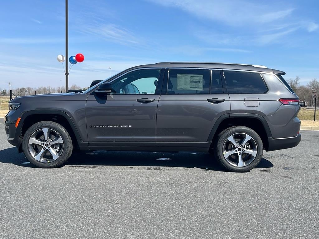 New 2025 Jeep Grand Cherokee L LIMITED 4X2 Sport Utility