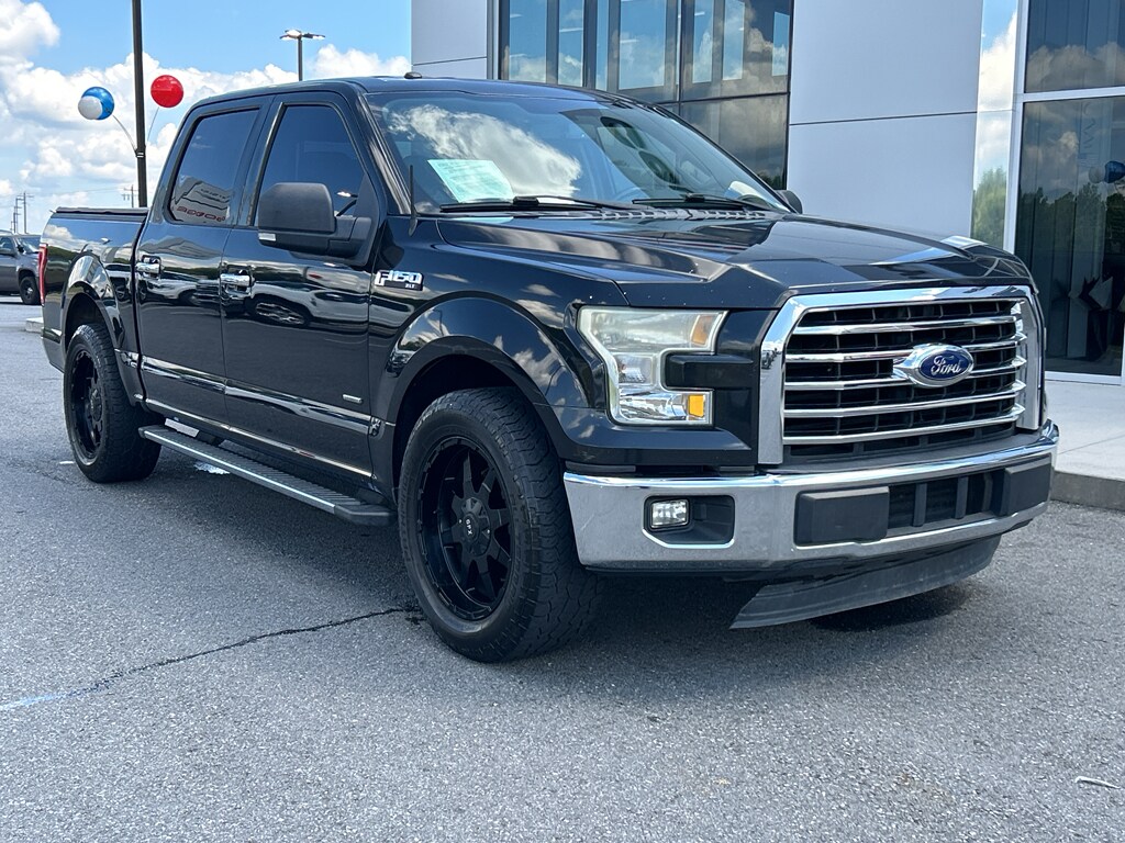 2015 Ford F-150 XLT photo 3