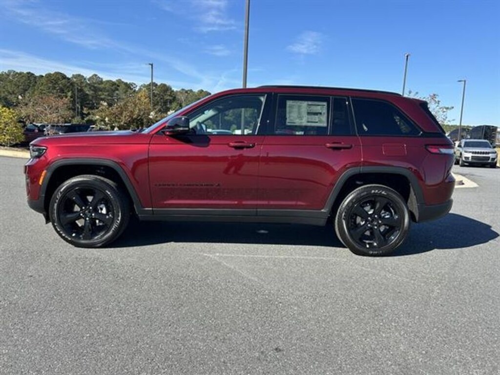 New 2025 Jeep Grand Cherokee ALTITUDE X 4X2 Sport Utility