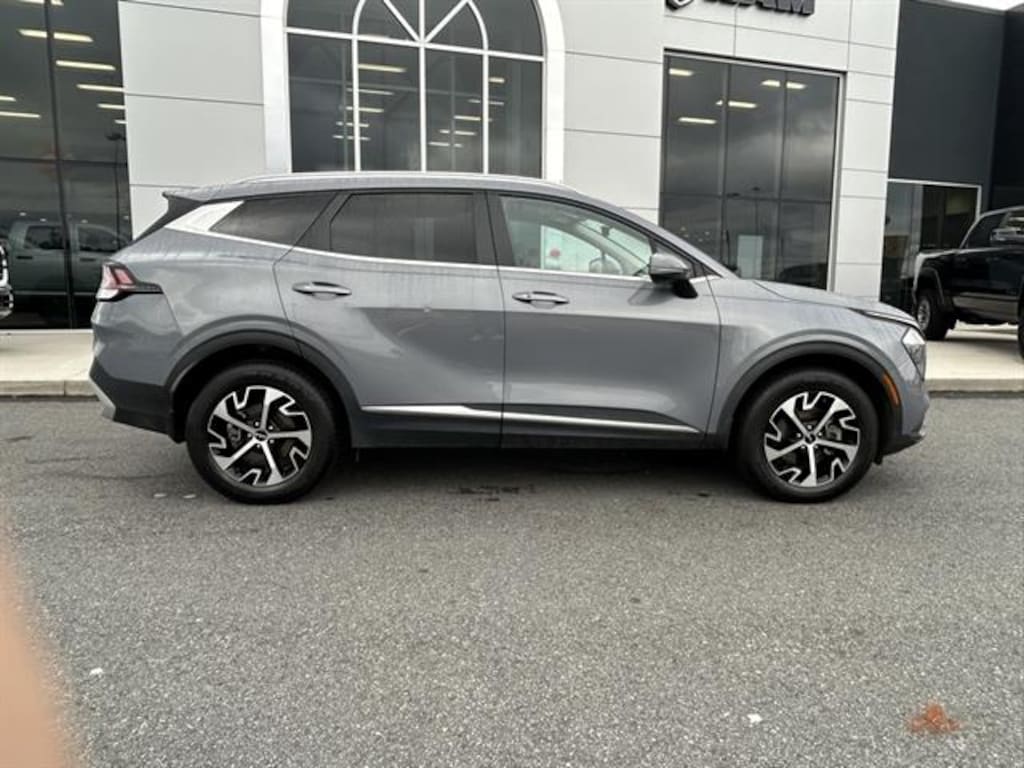 Used 2023 Kia Sportage EX