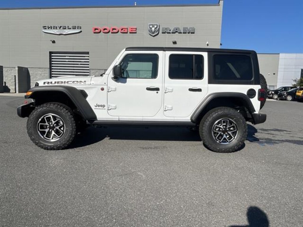 New 2025 Jeep Wrangler 4-DOOR RUBICON Sport Utility