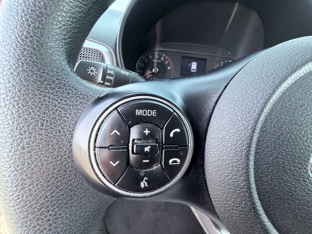 2020 Kia Soul S - Photo 13