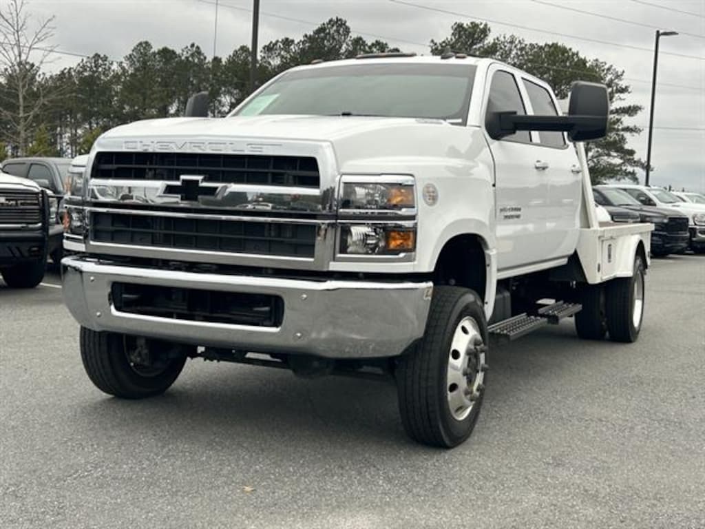 Used 2023 Chevrolet Silverado Mediu 4X4 2dr Regular Cab