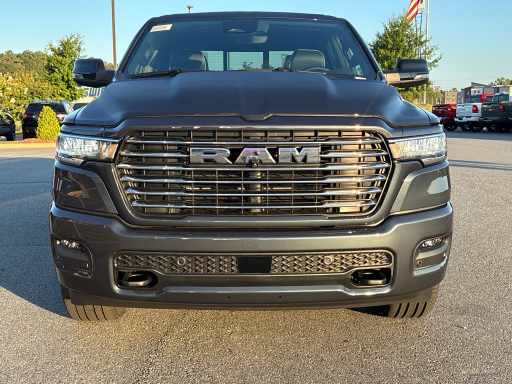 New 2027 Ram 1500 LARAMIE CREW CAB 4X4 5'7 BOX Pickup