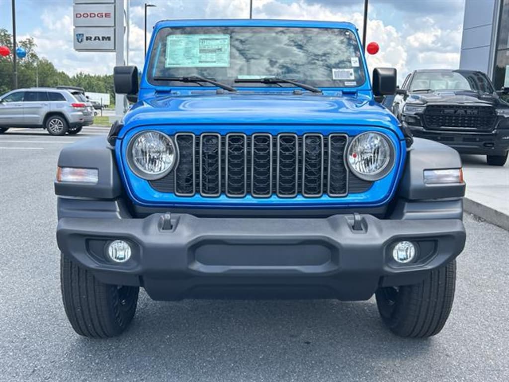 New 2025 Jeep Wrangler 4-DOOR SPORT Sport Utility