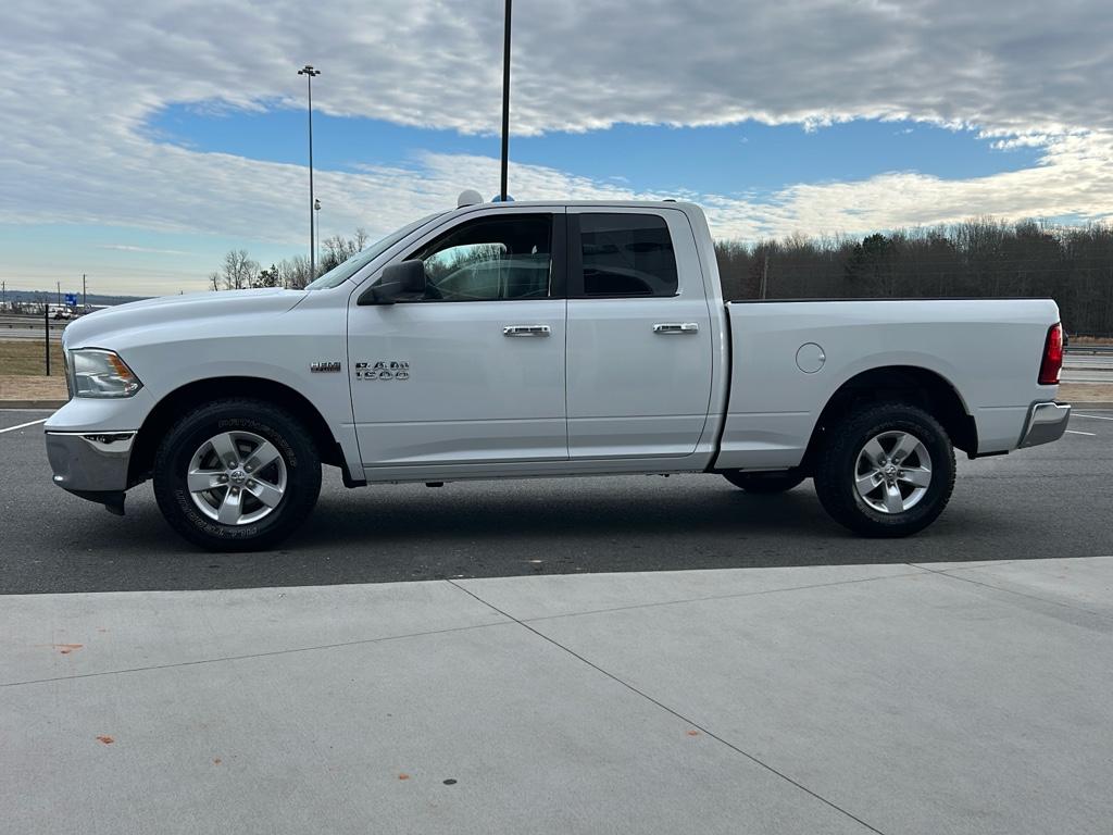 2014 Ram 1500 SLT photo 4