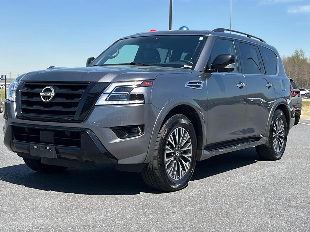 2023 Nissan Armada SL photo 3