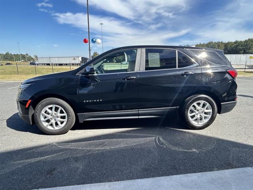 Used 2024 Chevrolet Equinox LT
