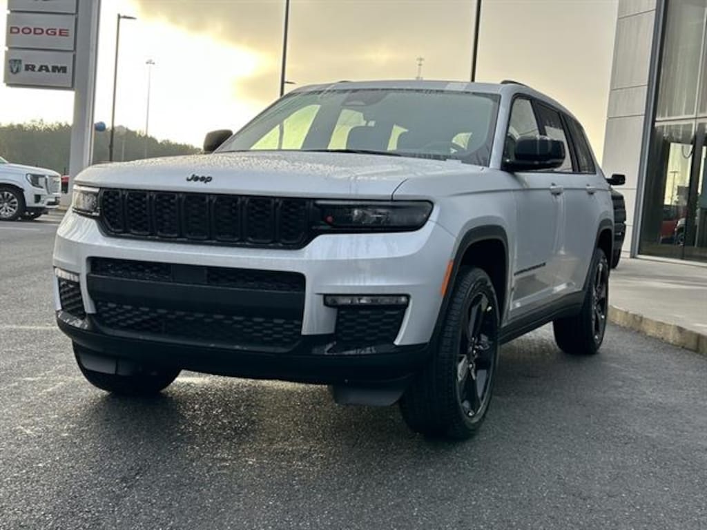 New 2025 Jeep Grand Cherokee L LIMITED 4X2 Sport Utility