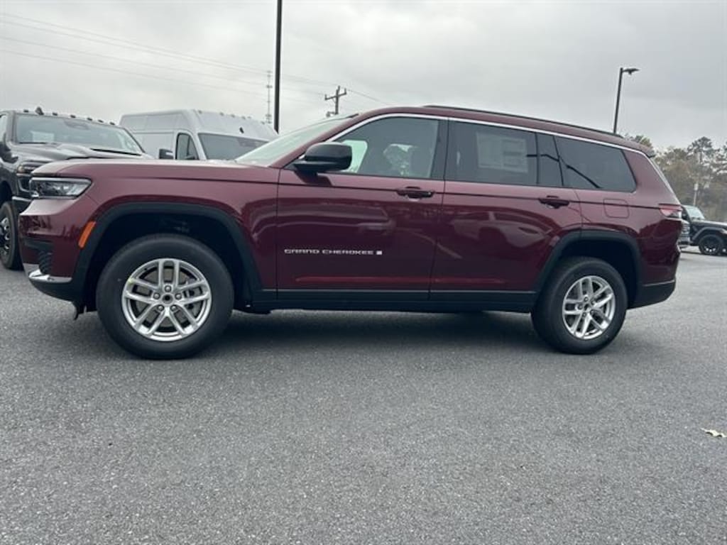 New 2025 Jeep Grand Cherokee L LAREDO X 4X2 Sport Utility