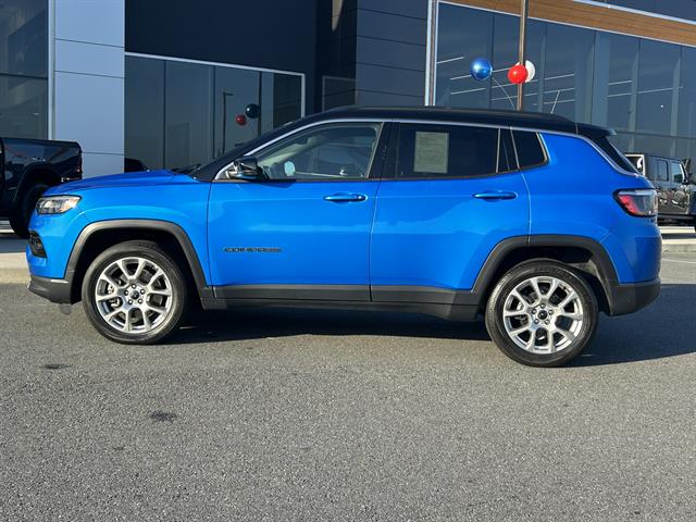 2025 Jeep Compass Limited photo 3