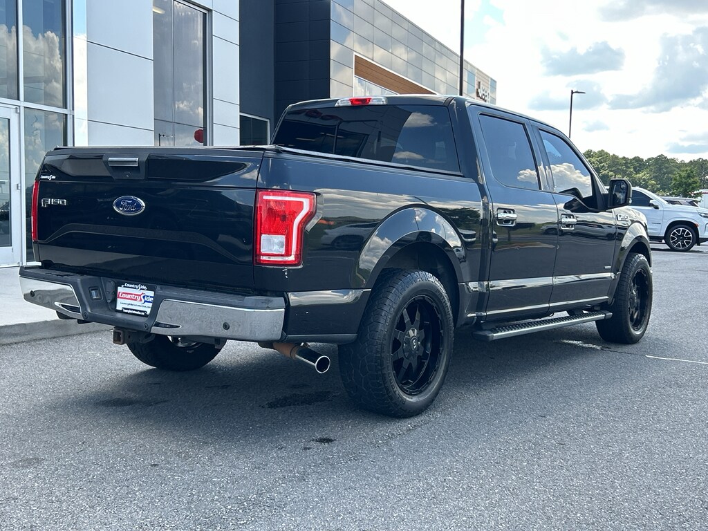 2015 Ford F-150 XLT photo 4