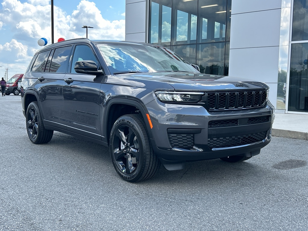 New 2025 Jeep Grand Cherokee L ALTITUDE X 4X2 Sport Utility