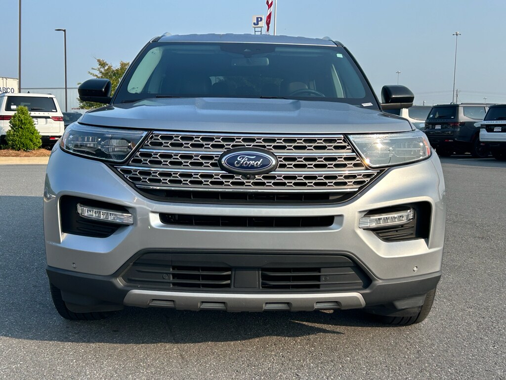 2023 Ford Explorer Limited photo 2