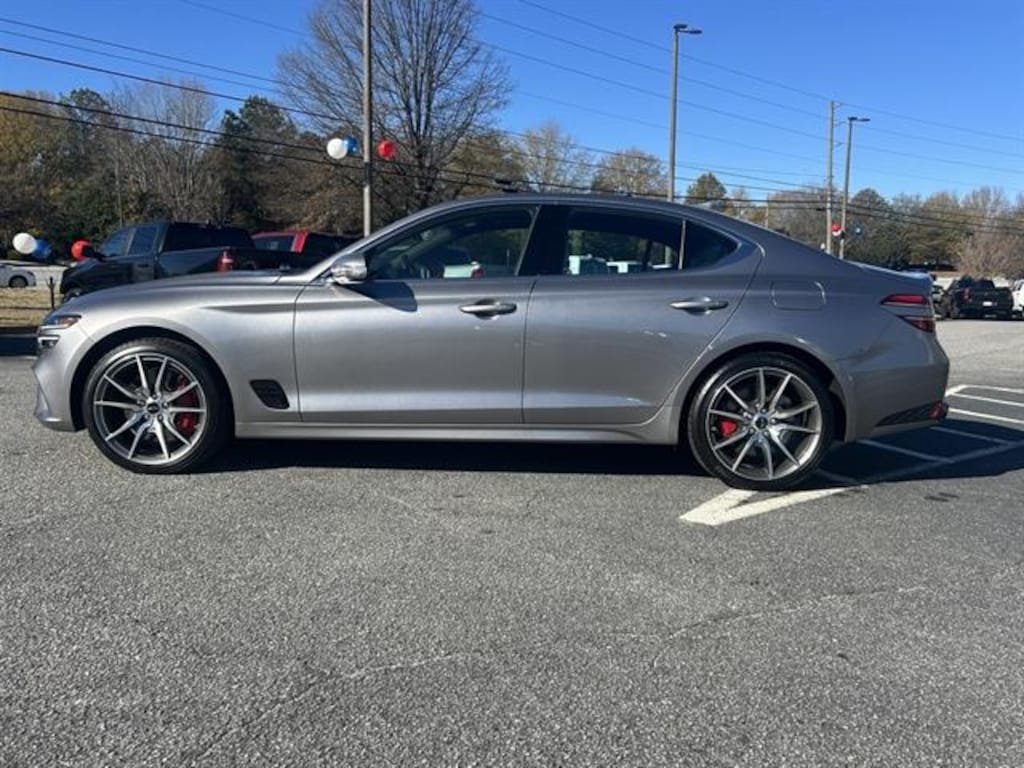 Used 2025 Genesis G70 2.5T Sedan