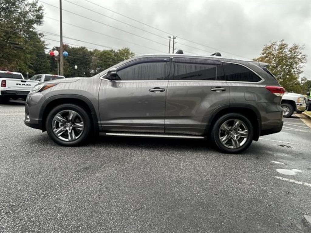 Used 2019 Toyota Highlander Limited Platinum