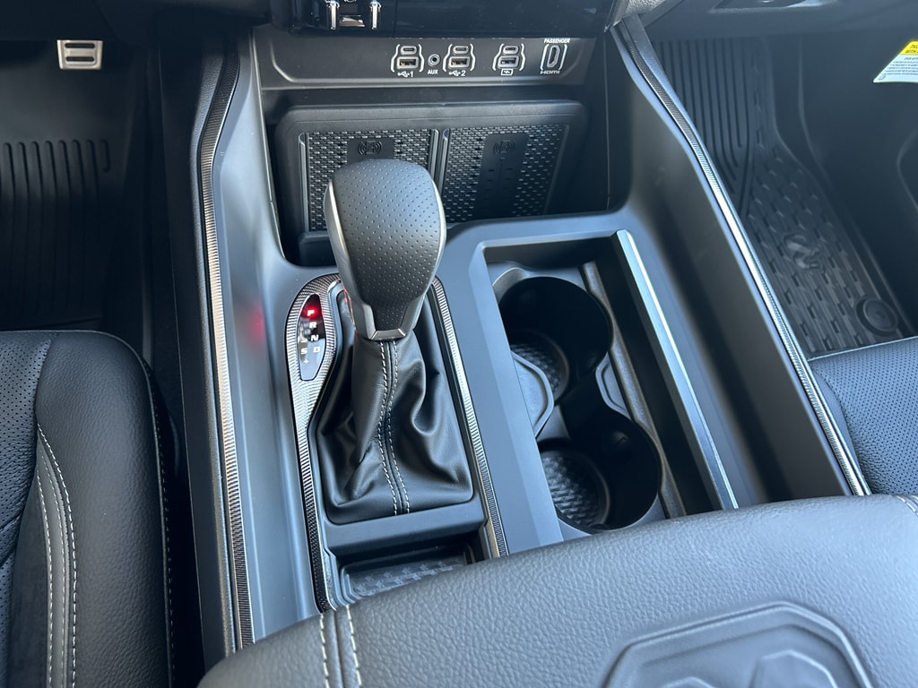 2026 RAM 1500 Rebel - Photo 14
