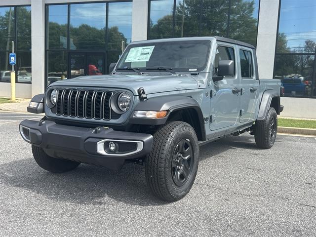 2025 Jeep Gladiator Sport's photo