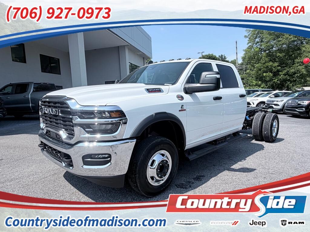New 2026 Ram 3500 Chassis Cab TRADESMAN CREW 4X4 60' CA Pickup