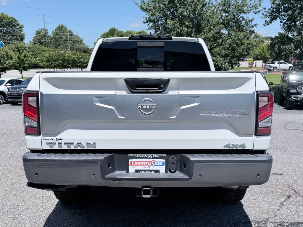 2023 Nissan Titan Platinum Reserve - Photo 8