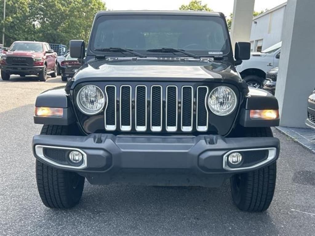 Used 2019 Jeep Wrangler Unlimited Sahara SUV
