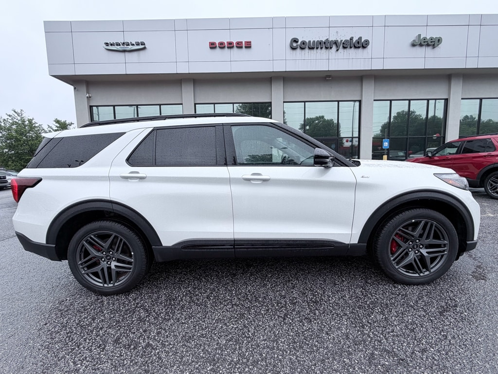 Used 2025 Ford Explorer ST-Line Sport Utility